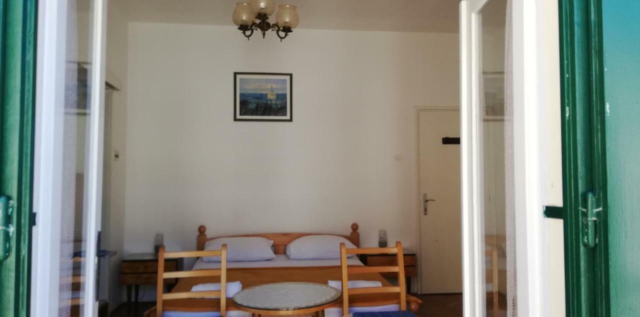 Marina Apartment End Rooms Vela Luka Exterior photo